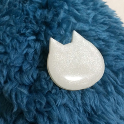 煌めく白猫付き☆プードルファーのふわふわティペット｟blue｠ 2枚目の画像