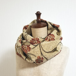 ゴブラン織りの上品スヌード　花柄 2枚目の画像