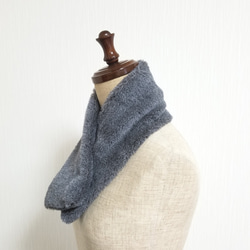 Fox生態皮草優雅短款圍巾灰色 第2張的照片