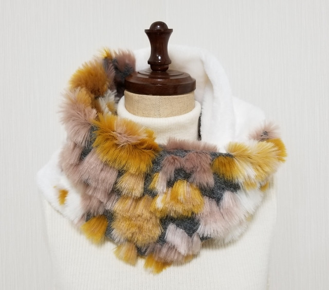 イタリア製　ミックスファーのスヌード