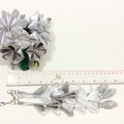 Kanzashi silver white ribbon flower comb hair accessories 5枚目の画像