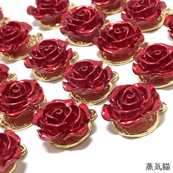 赤い薔薇チャーム 6個【バラの花 ピアス ハンドメイド用アクセサリーパーツ素材】 2枚目の画像