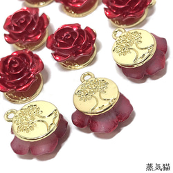 赤い薔薇チャーム 6個【バラの花 ピアス ハンドメイド用アクセサリーパーツ素材】 4枚目の画像