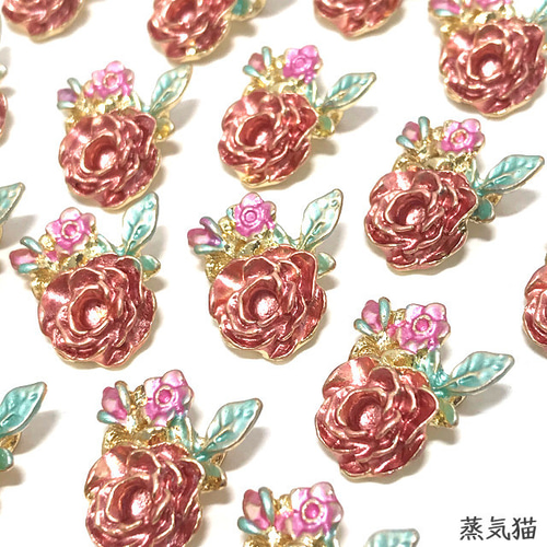 コネクター】赤い薔薇チャーム 6個【バラの花 ピアス ハンドメイド用