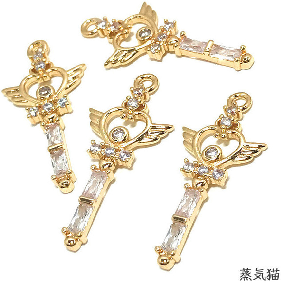 魔法の杖】ハート羽根ジルコニアチャーム 4個【天使 翼ピアス 