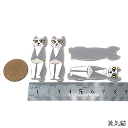 タキシード猫アクリルチャーム 4個【猫ピアス イヤリング ハンドメイド用アクセサリーパーツ素材 蒸気猫】 3枚目の画像