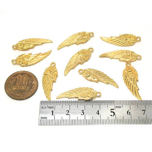 薔薇の羽根チャーム ゴールド 10個【天使翼 バラの花 ファンタジー