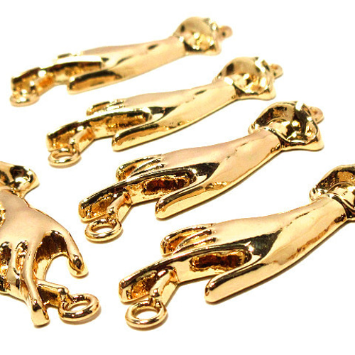 コネクター】貴婦人の手のチャーム ゴールド 5個【手 ピアス
