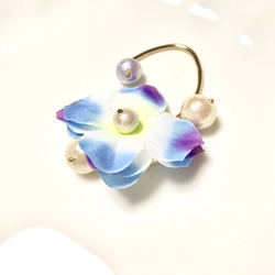 コットンパールとお花のイヤーフック ブルー系♪☆petiteLila☆ 3枚目の画像