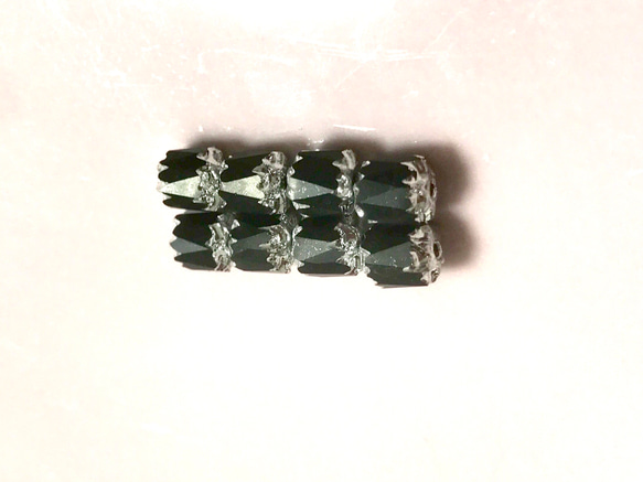 チェコ ビーズ  ダブルフェイス ブラック&シルバー   6ミリ★petite lila★ 4枚目の画像