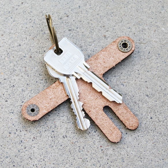 Hold Keys 鍵を抱きしめるキーケース／natural color 4枚目の画像