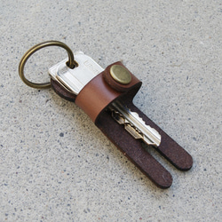 Hold Keys 鍵を抱きしめるキーケース／dark brown color 2枚目の画像