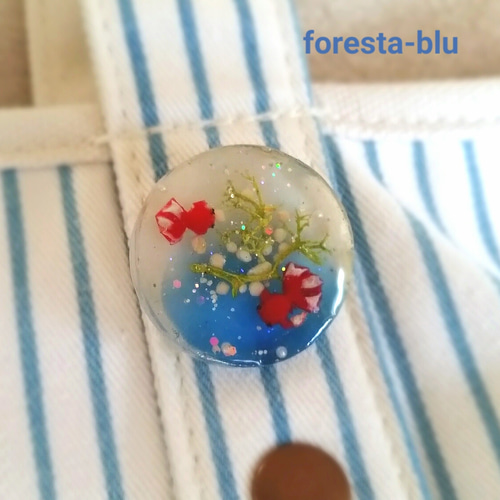 ゆらゆら金魚レジン☆和風ブローチ ブローチ foresta-blu 通販 2615208