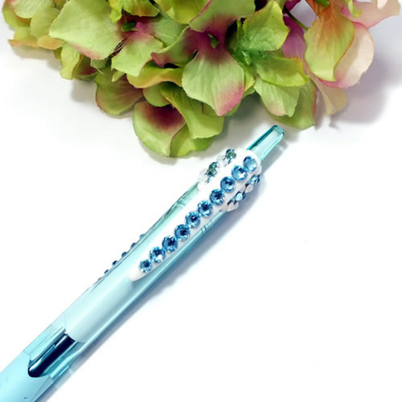 Deco 圓珠筆 [Jet Stream] 使用奧地利製造的最好的水鑽 ✳︎ 淺藍色 第3張的照片
