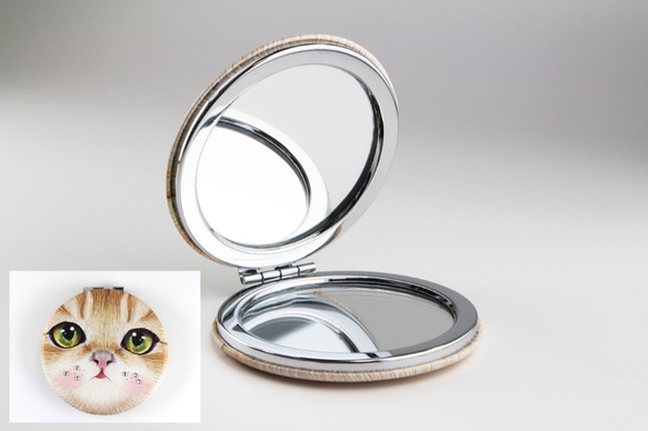 貓緊湊型鏡子 第1張的照片
