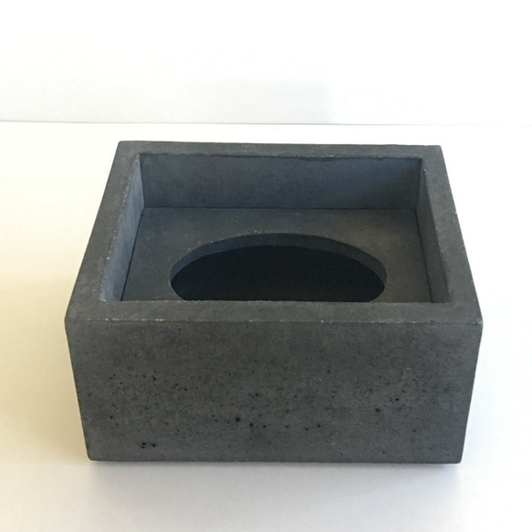 ブラックコンクリートのポケットティッシュケース　-コンクリート/モルタル/セメント雑貨- 5枚目の画像