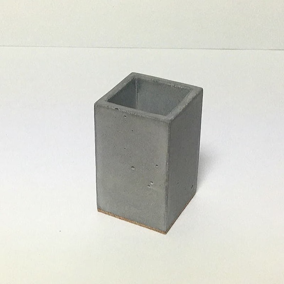 「特注品」ペン立てシングルボックス コンクリート製 3枚目の画像