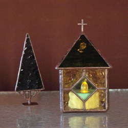 [給教堂[Ⅱ] &lt;琥珀＆綠色&gt;：燭台彩繪玻璃 第3張的照片