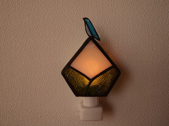 [定制產品]“藍鳥鮮綠色小屋”（僅在日本和台灣出售）室內燈/彩色玻璃 第3張的照片
