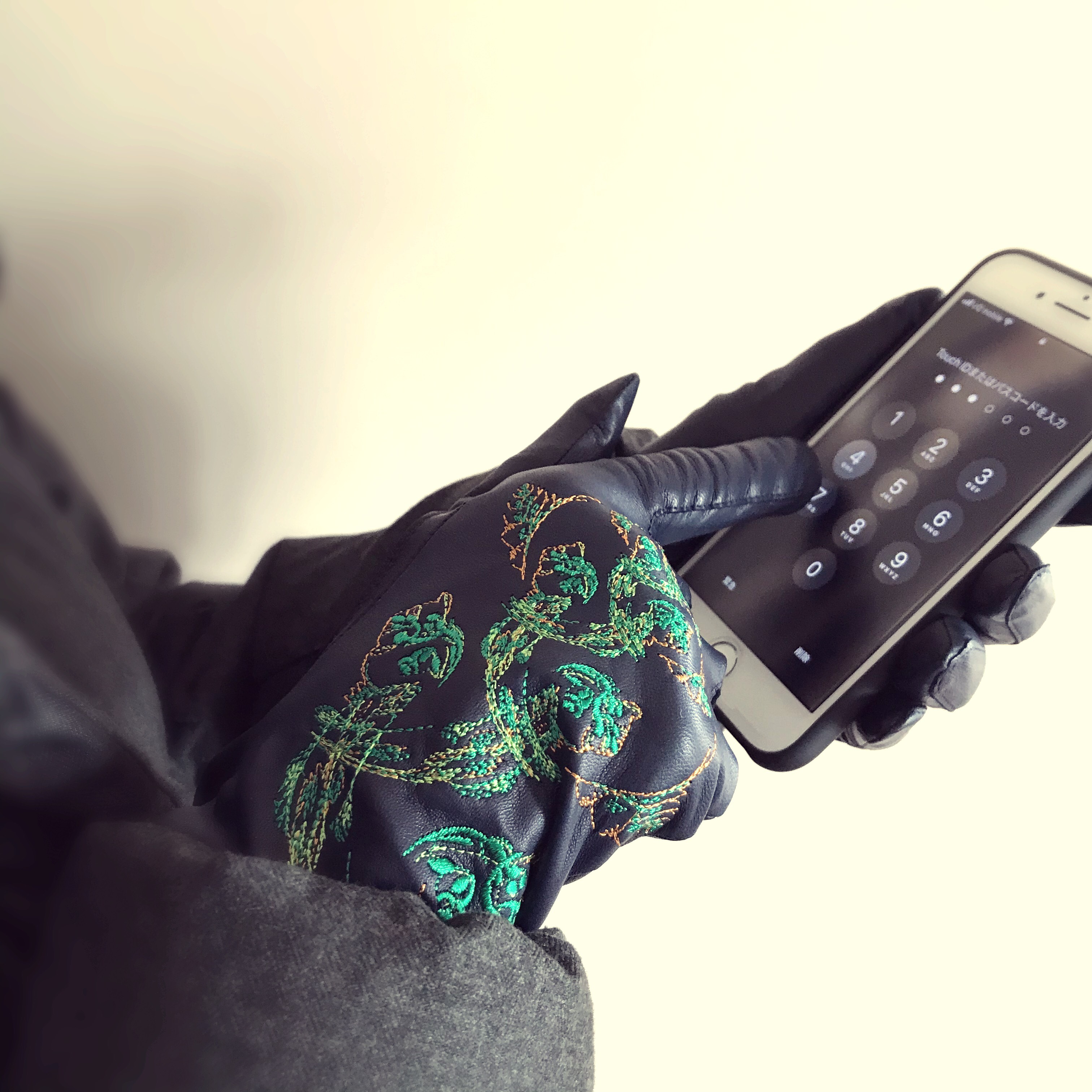 スマホ対応本革グローブ(ネイビー)