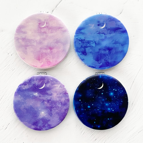 4色の空色と三日月 折りたたみコンパクトミラー 手鏡 / 星 夜空 宇宙