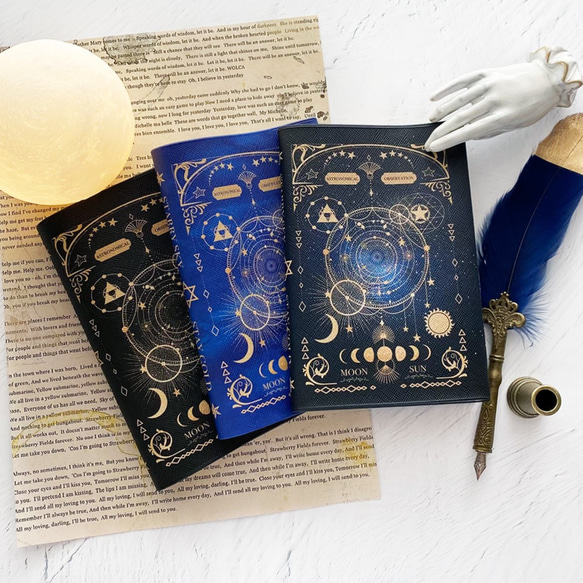 Fantasy Celestial Old Book II / Moon Phases (Galaxy) Book Cover 第6張的照片