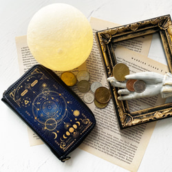 花式星體舊書II、月相迷你錢包、緊湊型錢包鑰匙錢包/星空宇宙 第3張的照片