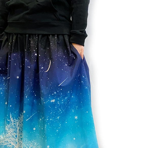 冬の星空・オオカミ ギャザースカート 9枚目の画像