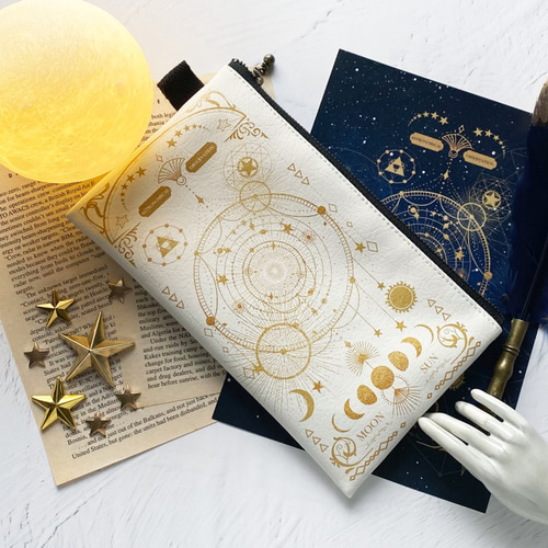 空想天体古書II・月の満ち欠け フラットポーチ | 小物入れ 平