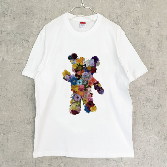 FLOWER BEAR Tシャツ（men&women）1 花 クマ くま コラージュ 1枚目の画像