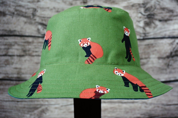 雙面用小熊貓併森林樹木漁夫帽 (Reversible Hat) 第3張的照片