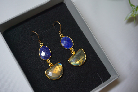 【k14gf】 sapphire × labradroite earrings　成功をもたらすサファイアとラブラドライト 2枚目の画像