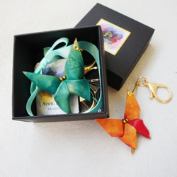 摺紙系列-蛻變之蝶吊飾鑰匙圈-完售 第10張的照片