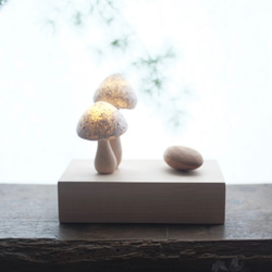 蘑菇姐妹小夜燈 ｜木質燈飾 互動式夜燈 第10張的照片