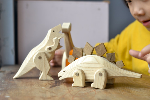 恐龍好朋友系列-劍龍塔塔  l  木質玩具  擺飾 第4張的照片