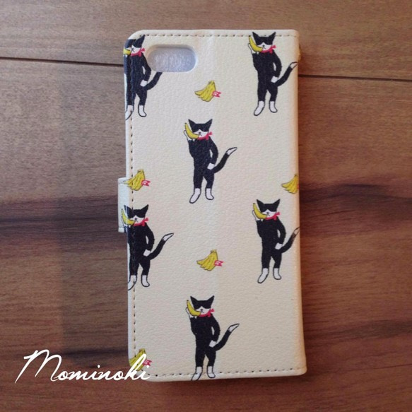 バナナでボケる猫　猫の手帳型iphoneカバー 4枚目の画像