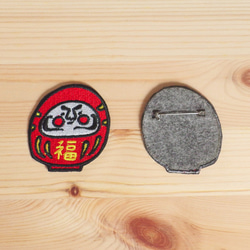 Embroidered Pin / Daruma 3枚目の画像