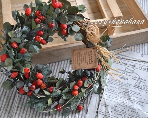 鈴バラとユーカリのwreath リース cosy 通販 4683353｜Creema(クリーマ)