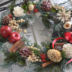 木の実のクリスマスwreath 4枚目の画像