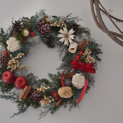 木の実のクリスマスwreath 5枚目の画像