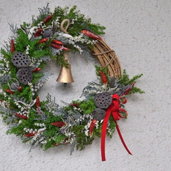 トウガラシとハスの実wreath 4枚目の画像