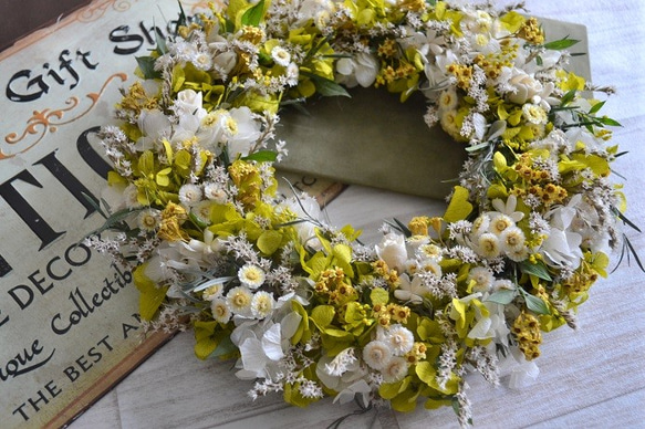 【母の日2019】イエローグリーンの野原wreath 2枚目の画像