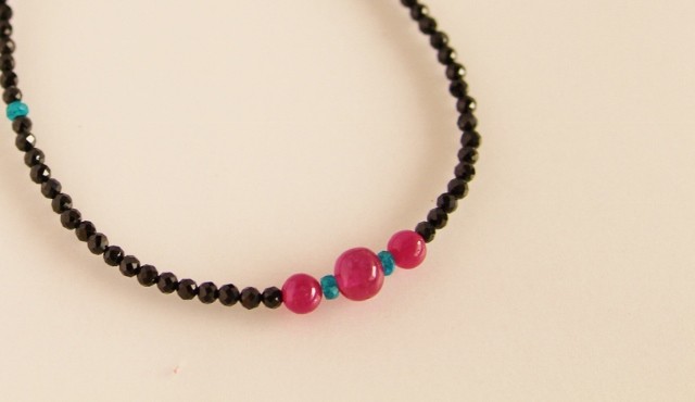 ルビー & アパタイト &ブラックスピネル　ネックレス