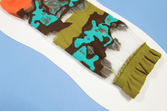 地熱谷 透明中筒襪 - 橄欖 第9張的照片