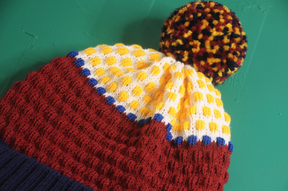 Pinocchio Detachable PomPom Beanie Hat 2枚目の画像