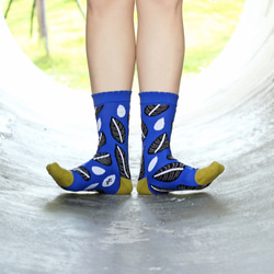 ロゼオリネアータ ナイロン靴下 - コバルトブルー 2枚目の画像