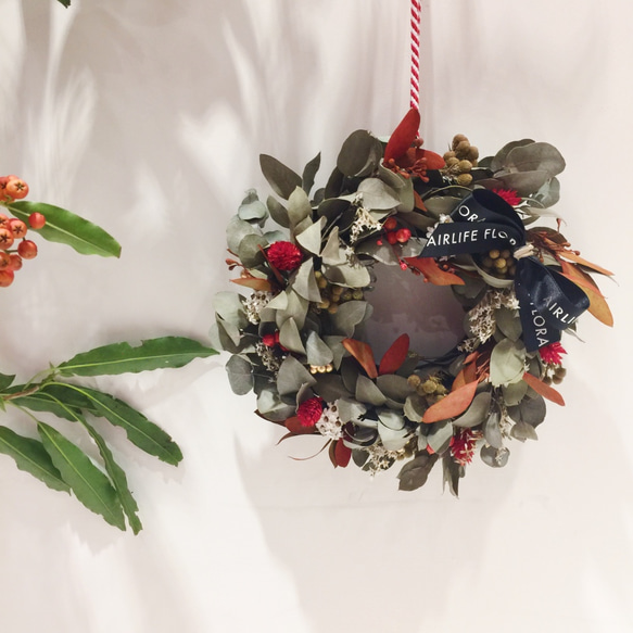 【Creema禮物季】質感簡約風之聖誕乾燥花圈，店家＆家居裝飾必備款 | AIRLIFE FLORA 小生活花朵 第1張的照片