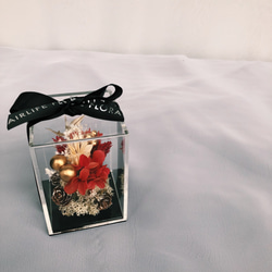 『時髦系紅運金』喜氣款透明質感花禮 ｜AIRLIFE FLORA 小生活花朵 第1張的照片
