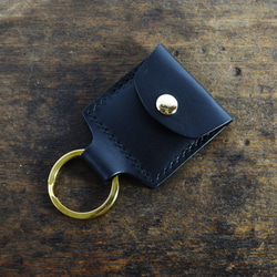 【鞹】手制 義大利協會認証植鞣革黑色手縫個性鑰匙圈套/門禁卡/私房錢套 第2張的照片