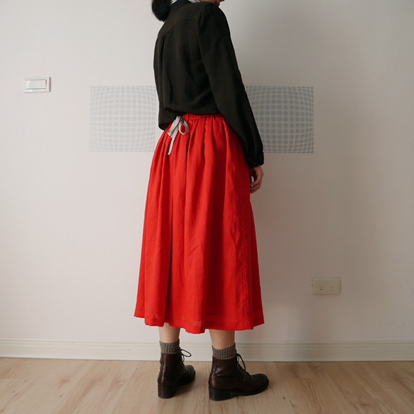 手作紅色苧麻側口袋褶裙 Handmade Red Ramie side pocket pleated skirt 第3張的照片
